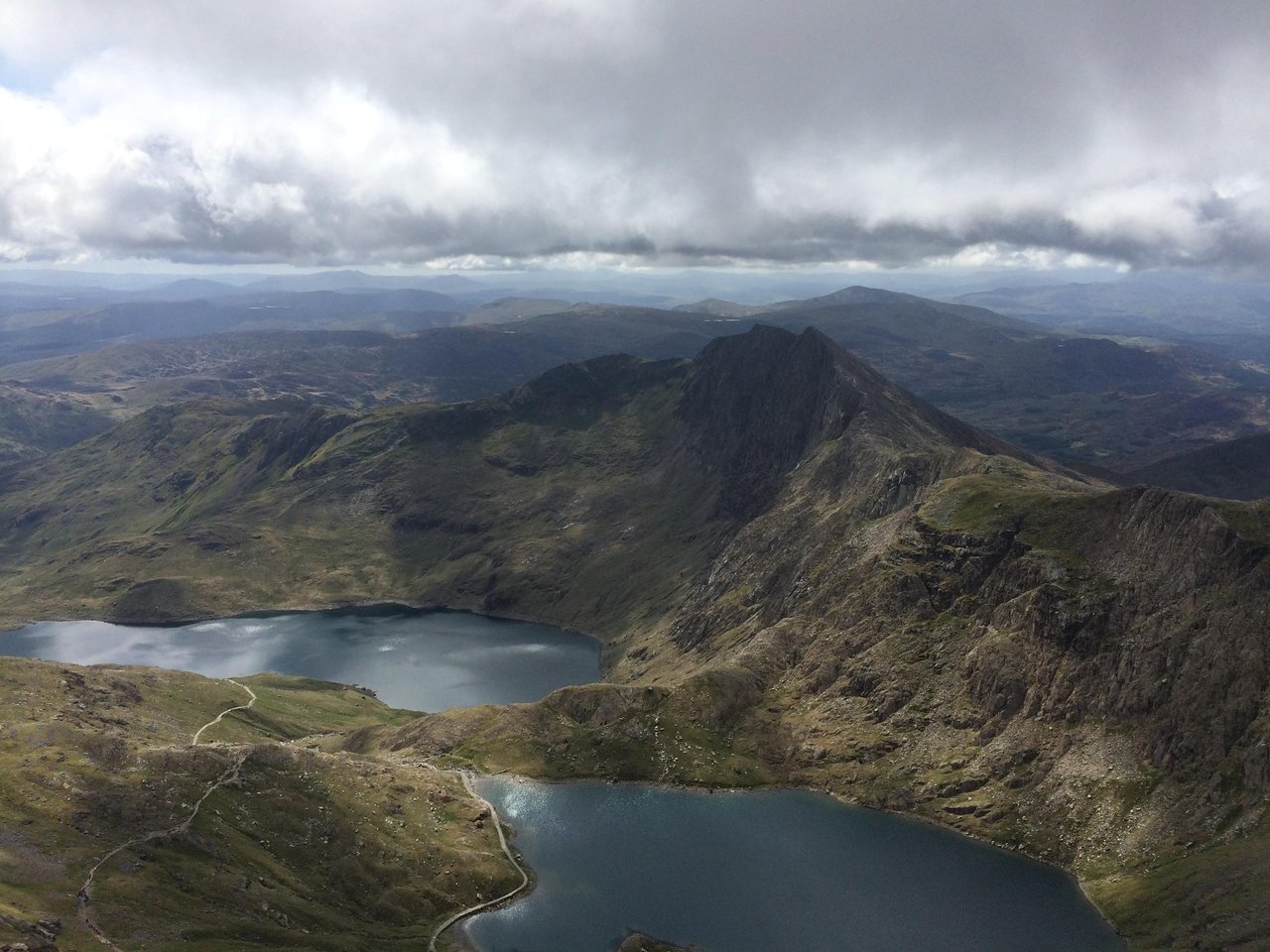 RT @hikingreviewsuk: Guided #hiking in #snowdonia http://tinyurl.com/p95kf8n @WelshBizEvents @EventsNWales @GoNorthWales @nwalestweetsuk http://t.co/vMPAxW2OHM