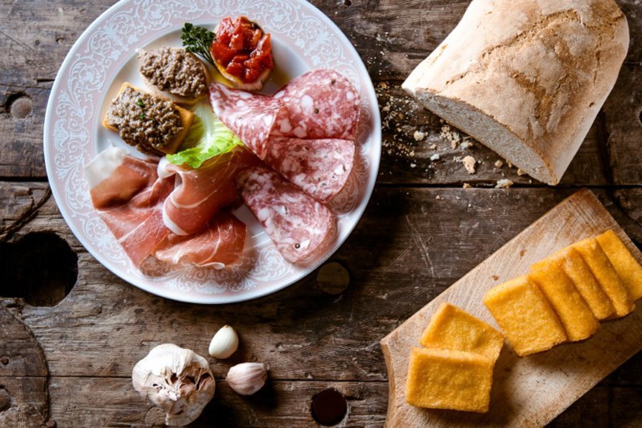 5 Unforgettable Food Experiences in Tuscany https://www.sheekluxurytravel.com/5-unforgettable-food-experiences-in-tuscany/ #top5 #blog #luxurytravel #tuscany #italy #tips https://t.co/QZglnUBQjv