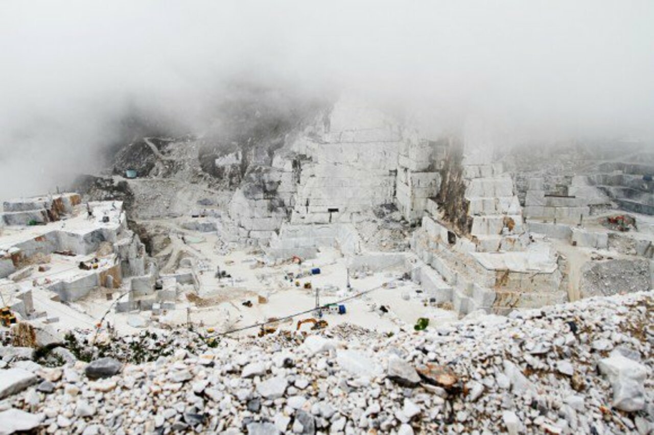 A trip into the heart of the famous marble quarries. Join the Marmo Tour in Carrara http://bit.ly/MarmoTourCarrara #Tuscany https://t.co/1NX1JR5zj6
