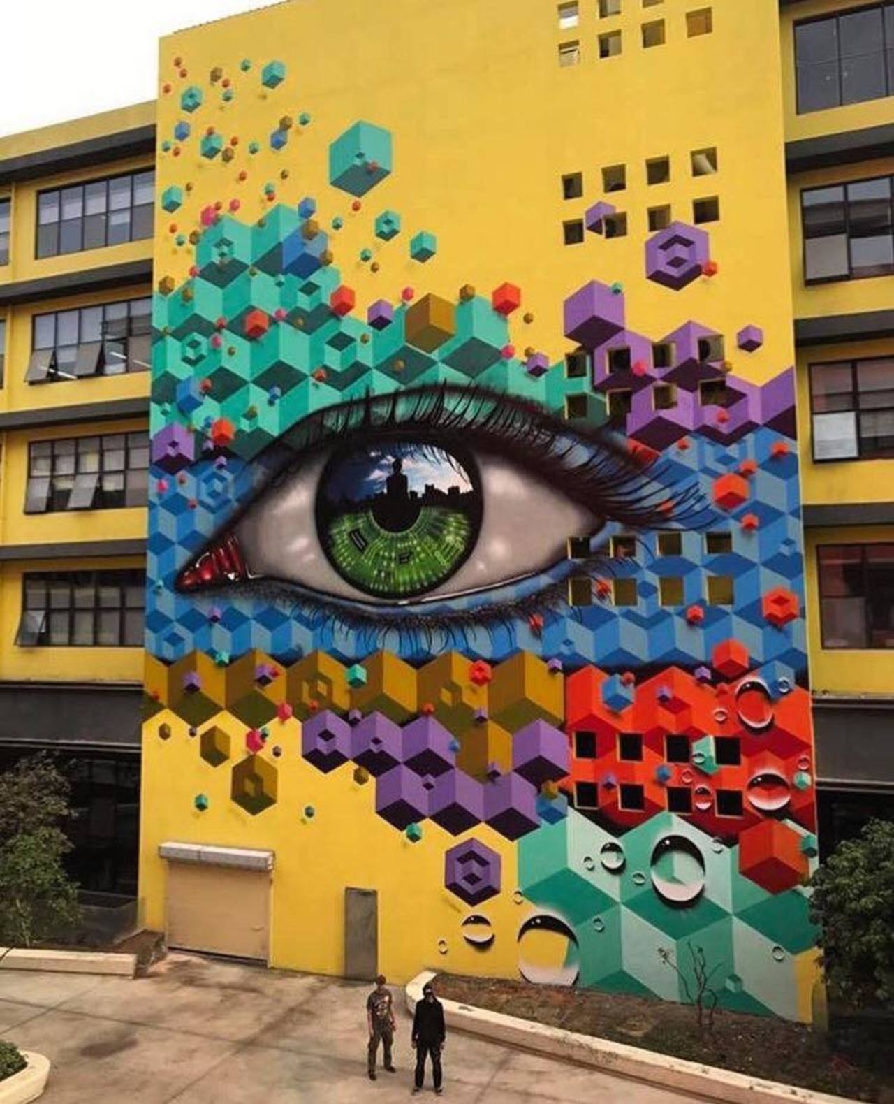 Awesome Street Art by SNUB23#art #artist #streetart #artwork #graffiti #graffitiart #muralart #eye #artistsnartlovers #LoveTwitter https://t.co/dVp67wrTEq
