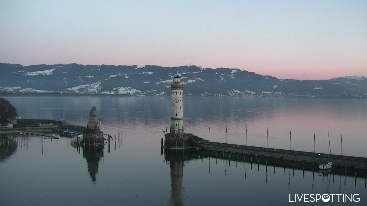 Just another pic => #Lindau #Insel #Bodensee http://t.co/X5Xlr86C1B